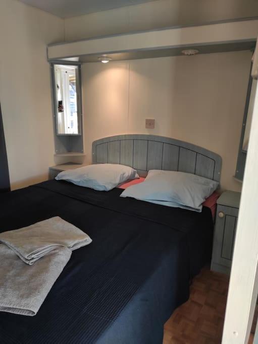 Mobil-Home Dans Un Beau Cadre A 15 Km Des Plages. Lunel  Exterior foto